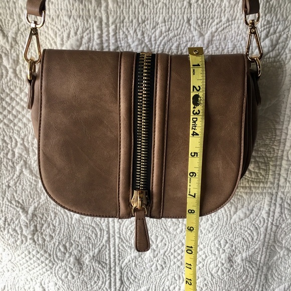 Madison West Tan Leather Bag - Picture 4 of 7